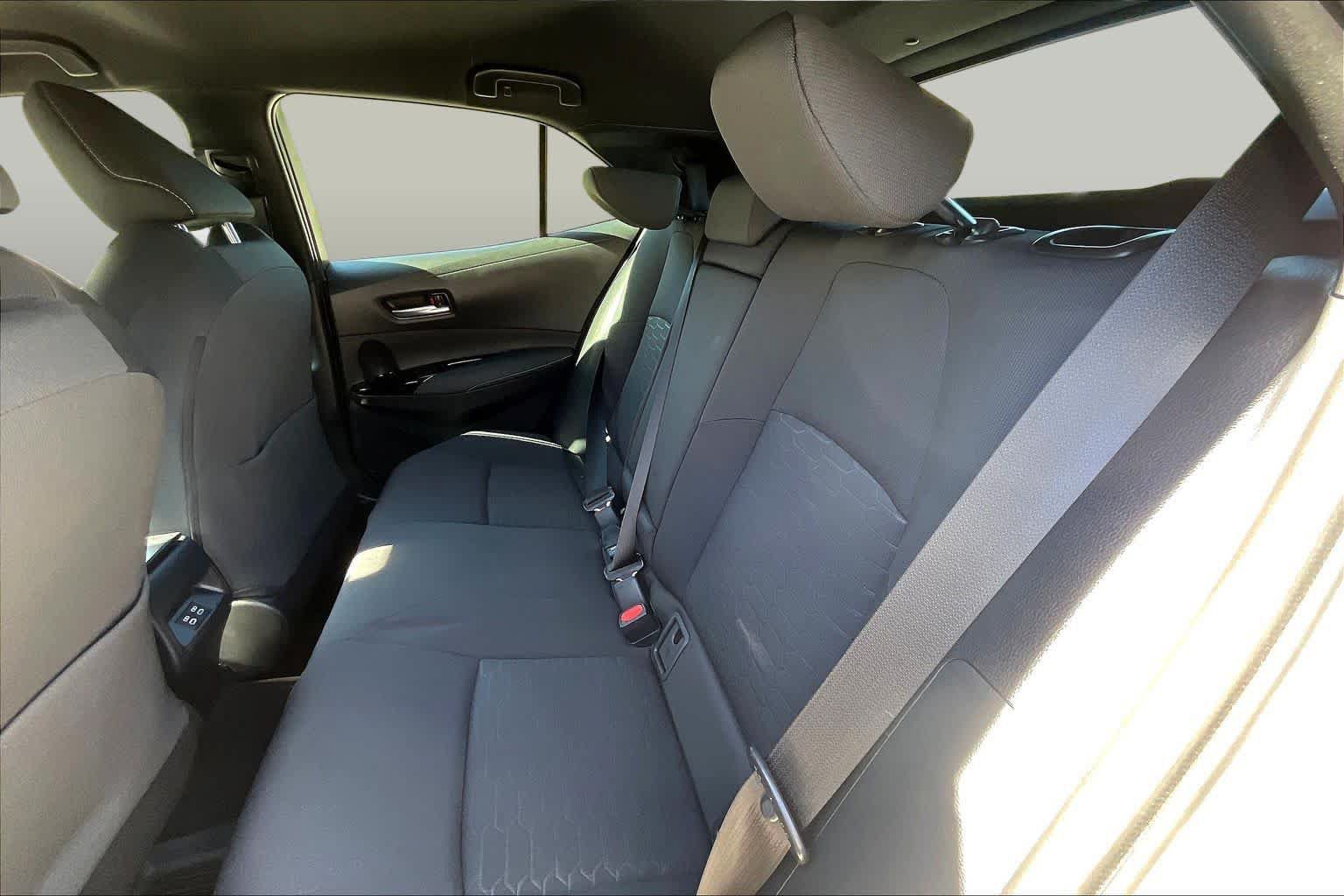 Used 2026 Toyota Corolla SE FWD image 19