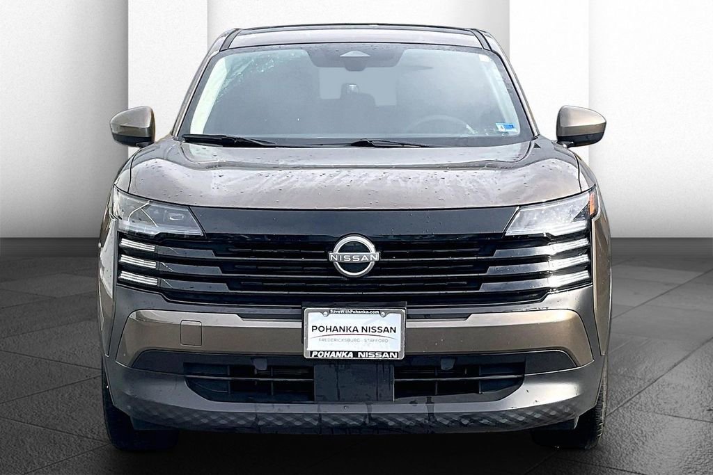 Certified 2025 Nissan Kicks SV image 2