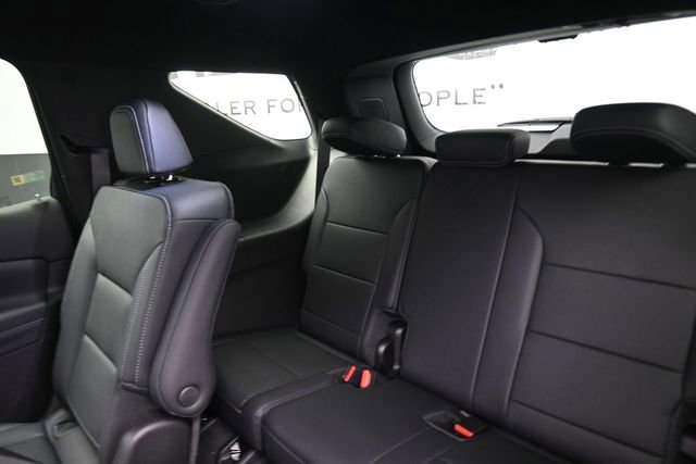 New 2026 Chevrolet Traverse LT w/ Driver Confidence Package FWD image 9