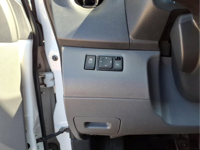 Used 2020 Nissan NV200 SV FWD image 17