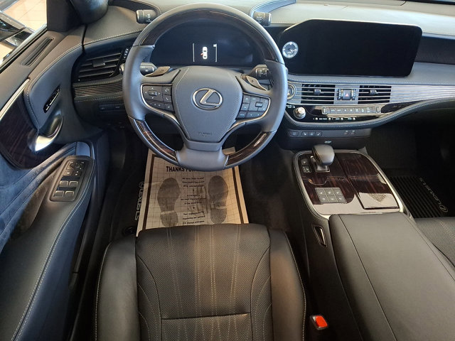 Used 2024 Lexus LS 500 AWD w/ Interior Upgrade Package image 10
