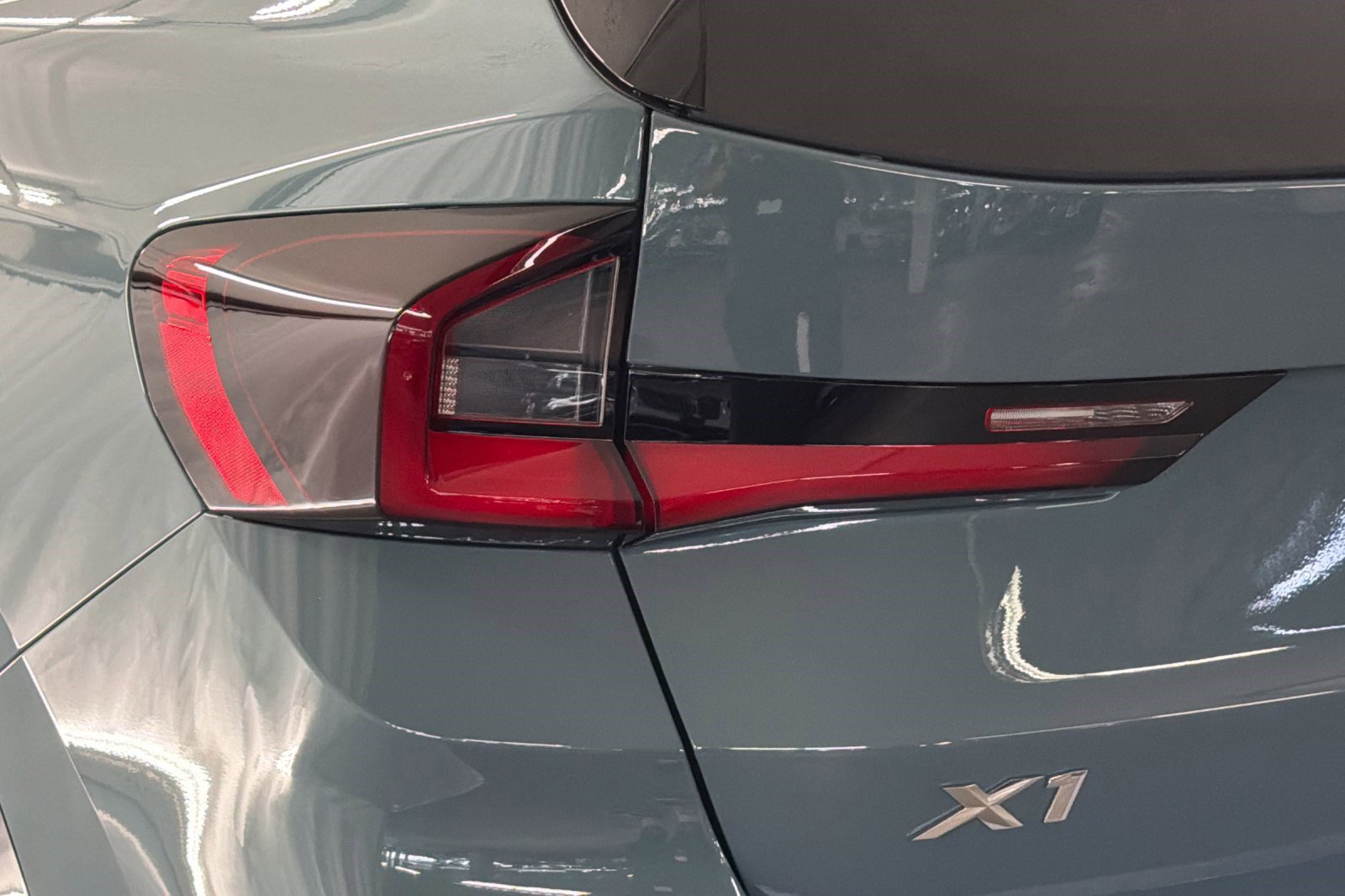 New 2026 BMW X1 xDrive28i w/ Technology Package image 12