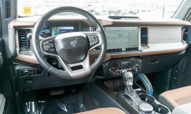 Used 2023 Ford Bronco Outer Banks image 13