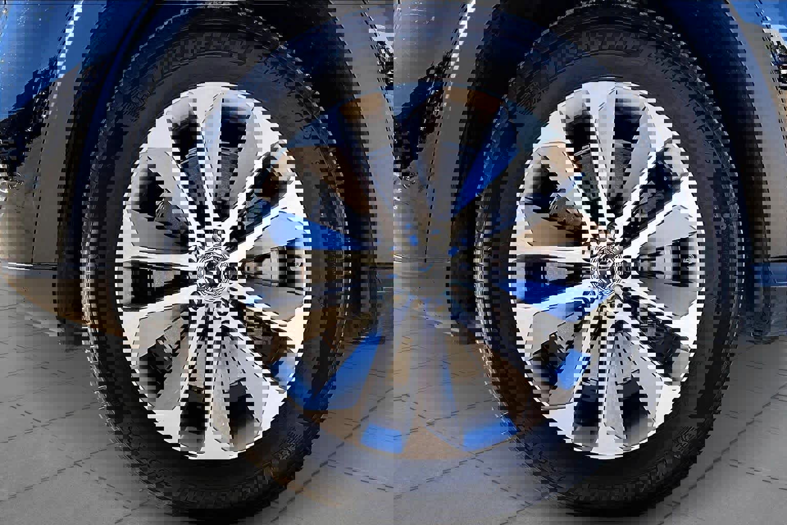 Used 2023 Mercedes-Benz GLE 450 4MATIC image 11