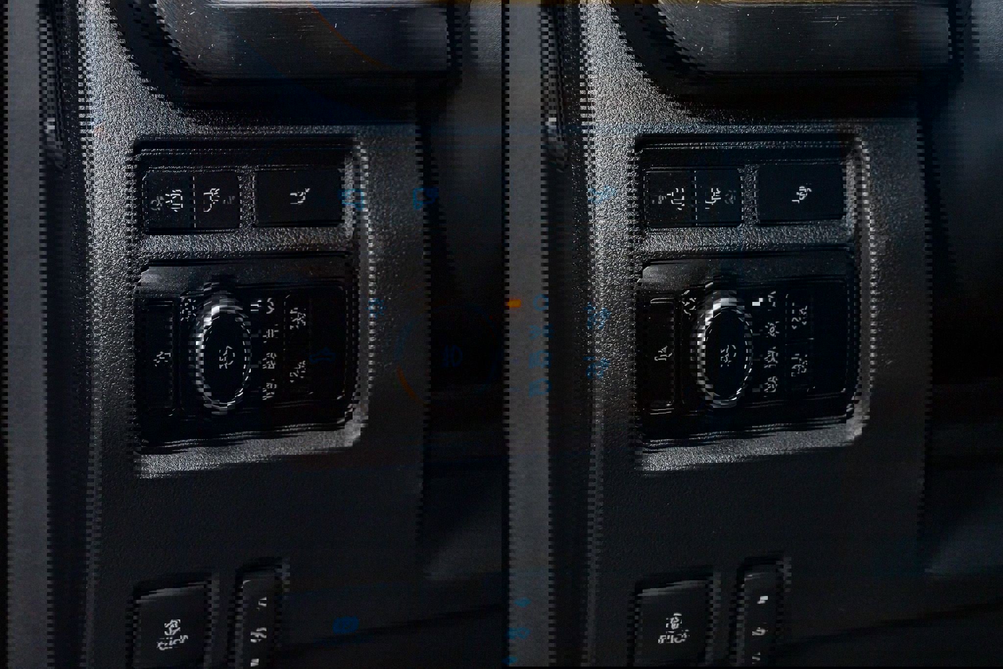 Used 2023 Ford F450 Lariat w/ Camper Package image 21