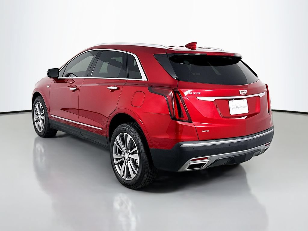 Used 2025 Cadillac XT5 Premium Luxury AWD/4WD image 3