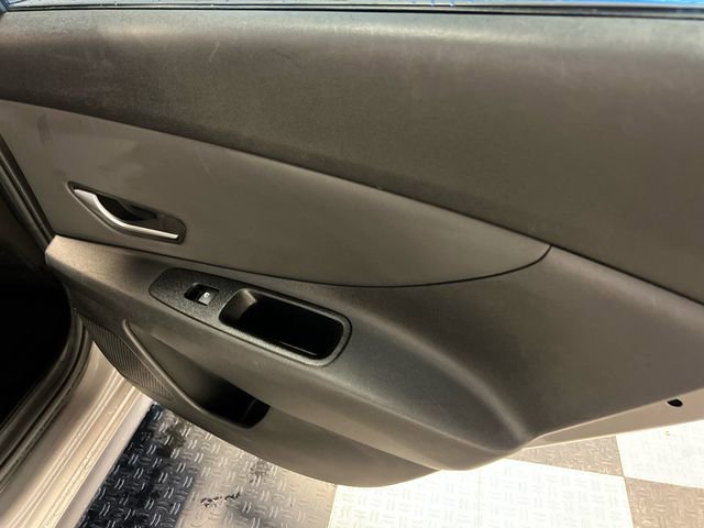 Used 2021 Hyundai Elantra SEL w/ Convenience + Premium Package image 13