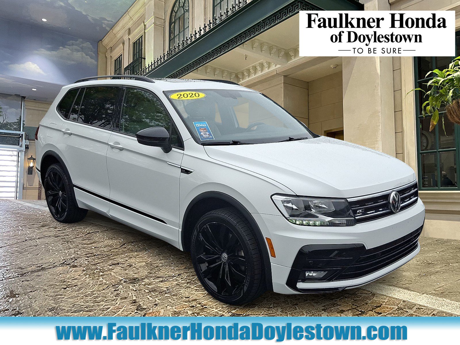 Used 2020 Volkswagen Tiguan SE R-Line AWD/4WD image 1