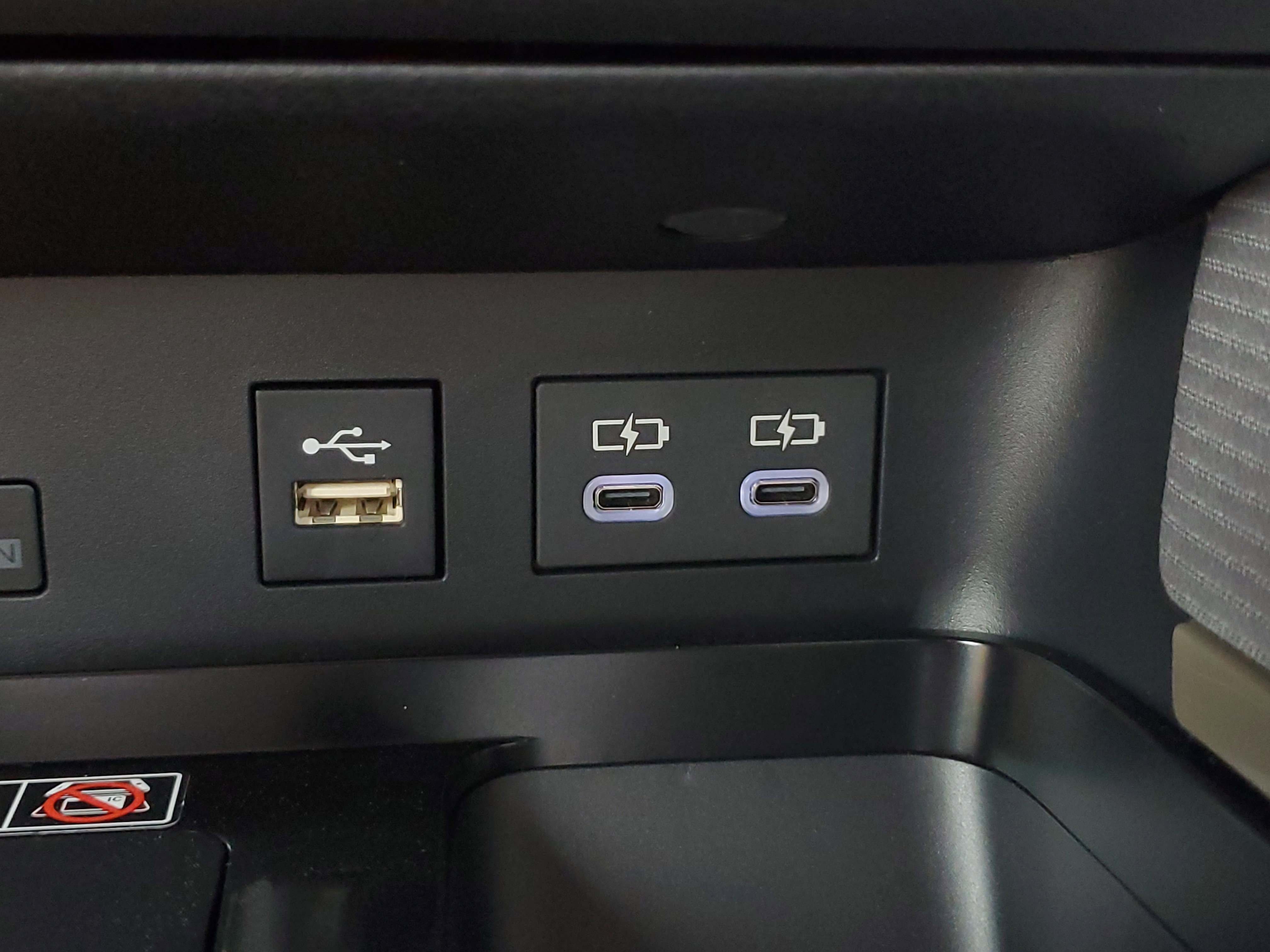 New 2026 Toyota Camry SE FWD image 25