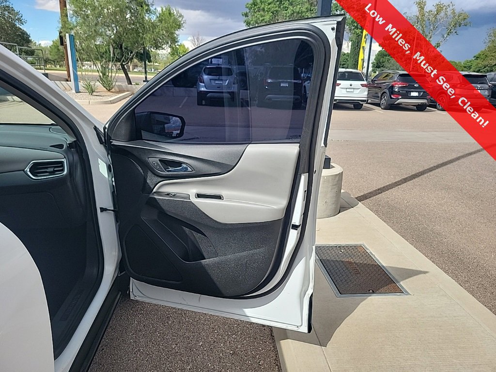 Used 2020 Chevrolet Equinox LS w/ LS Convenience Package image 17