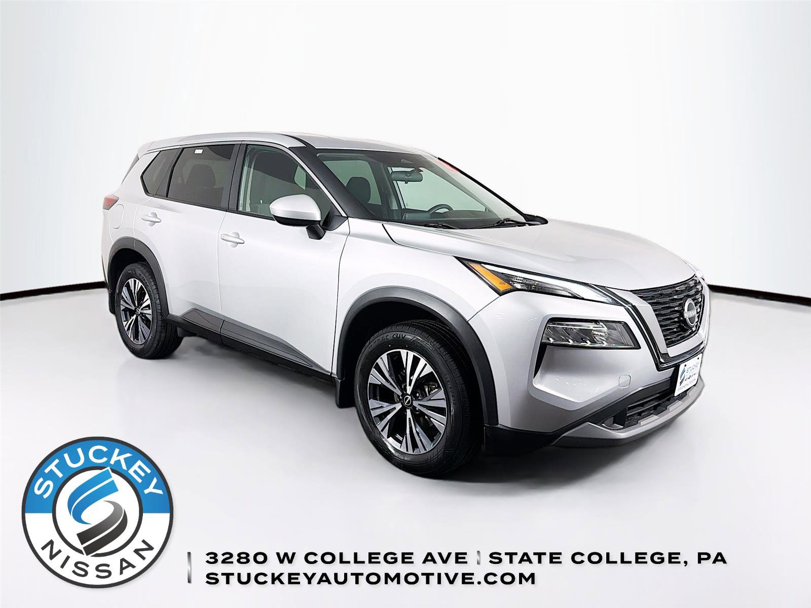 Used 2023 Nissan Rogue SV