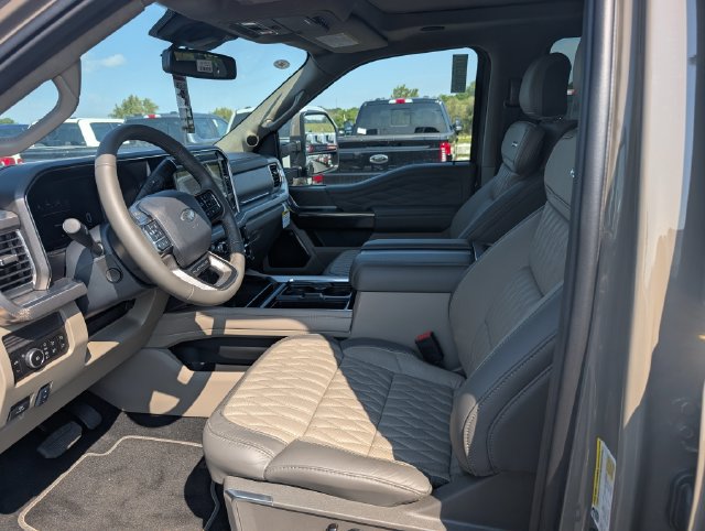 New 2026 Ford F450 Platinum w/ Platinum Plus Package AWD/4WD image 17