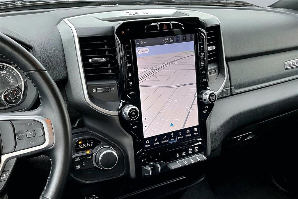 Used 2024 RAM 2500 Big Horn w/ Sport Appearance Package image 7