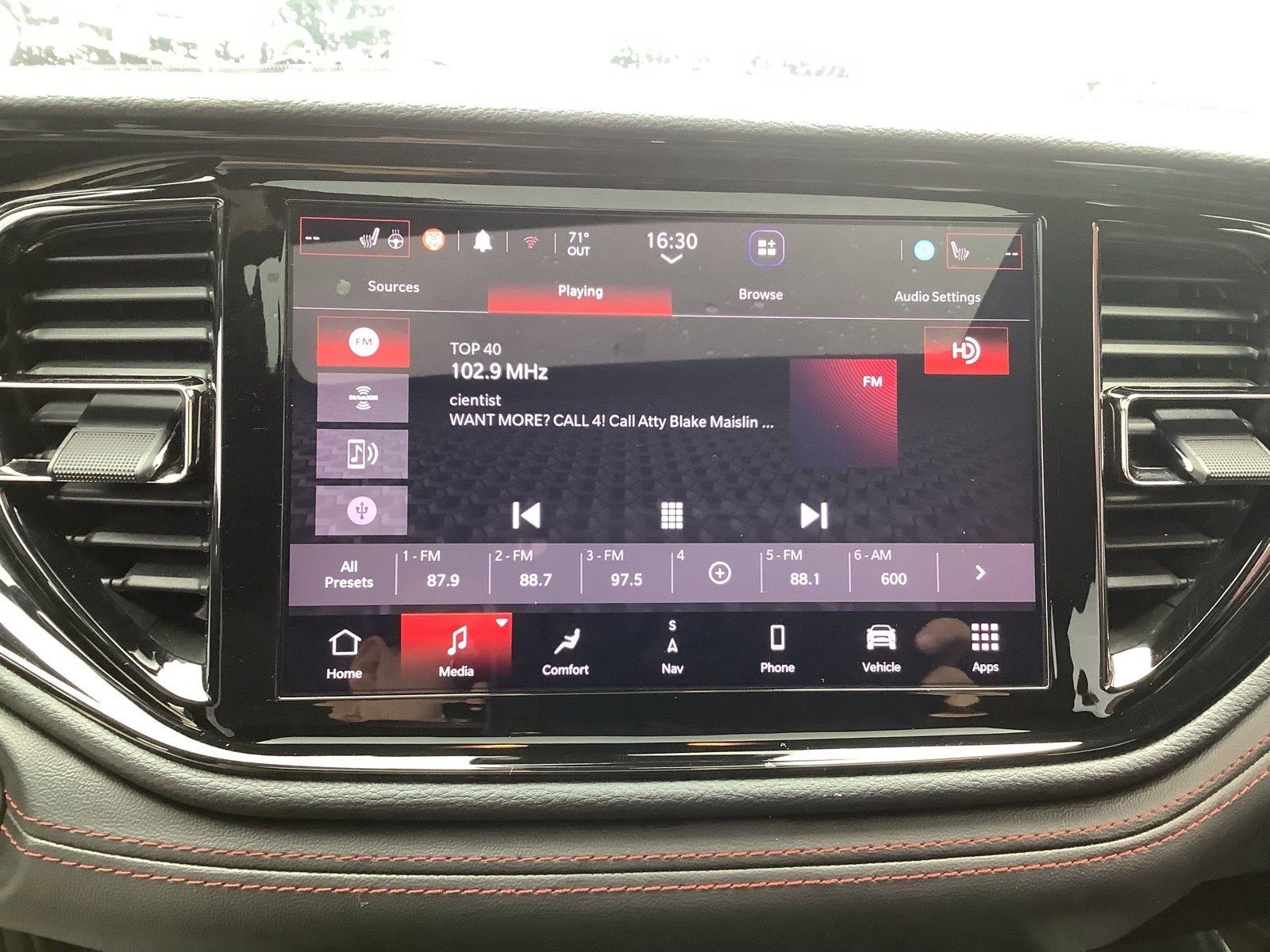 Used 2023 Dodge Durango R/T image 16