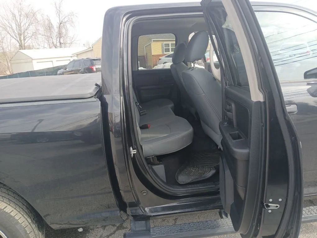 Used 2017 RAM 1500 Express w/ Express Value Package image 21