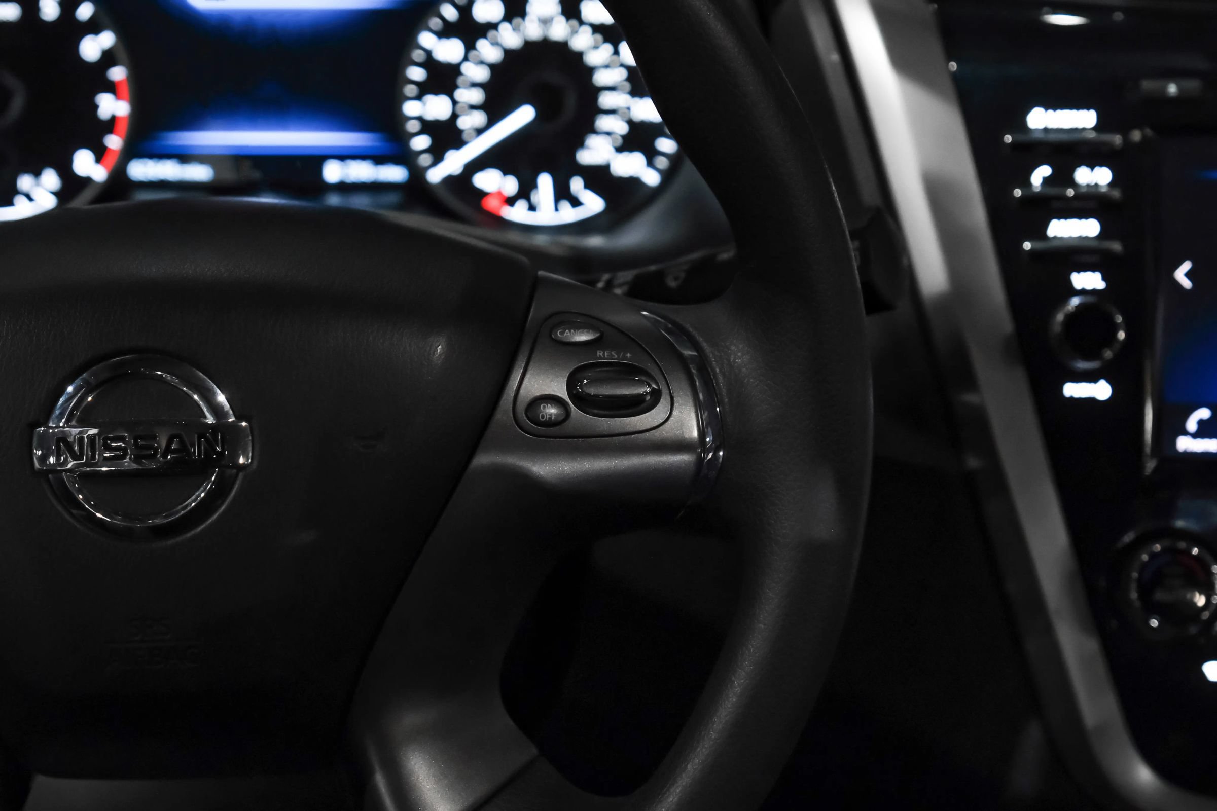 Used 2022 Nissan Murano S FWD image 16