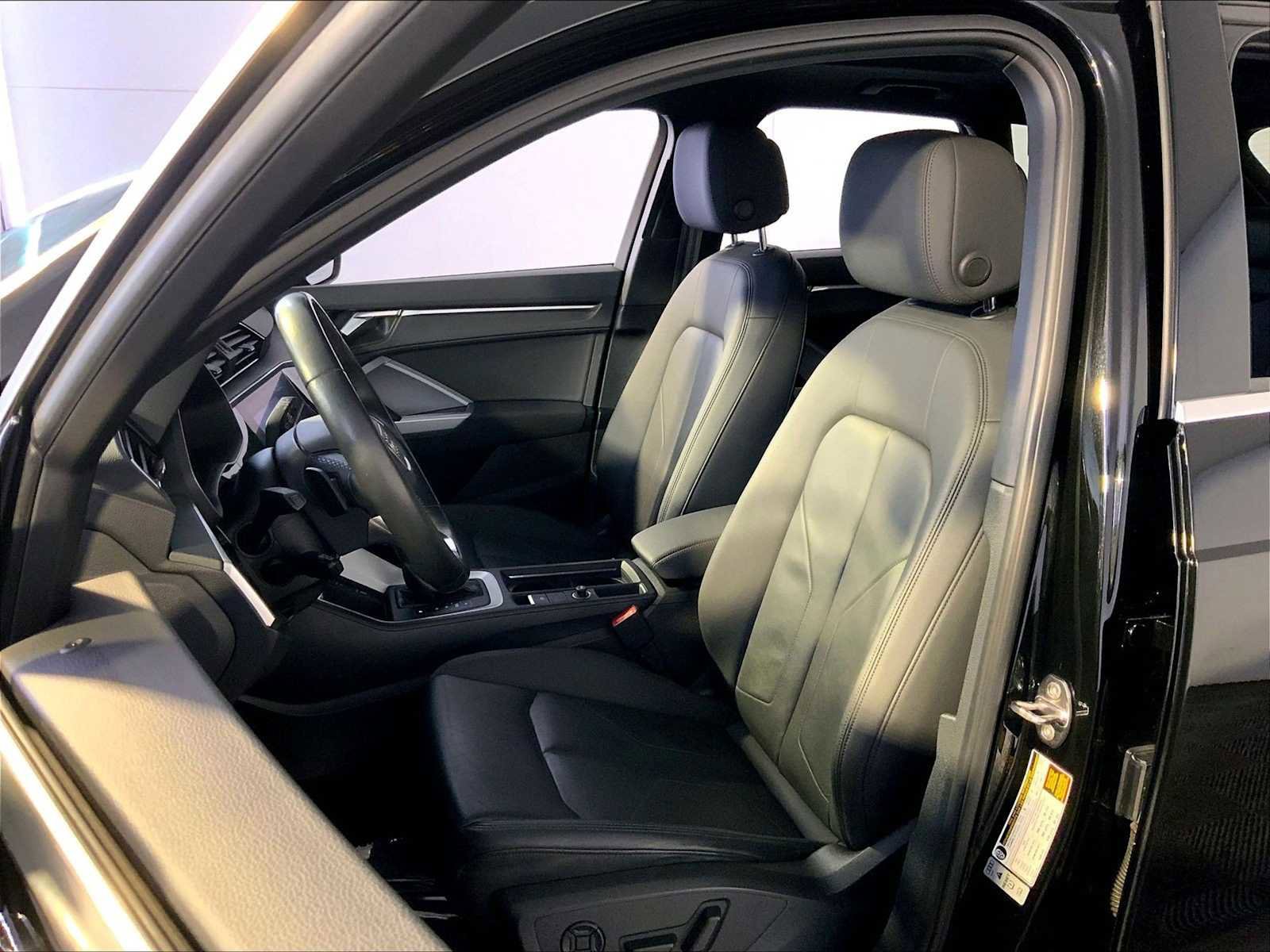 Used 2021 Audi Q3 2.0T Premium image 5