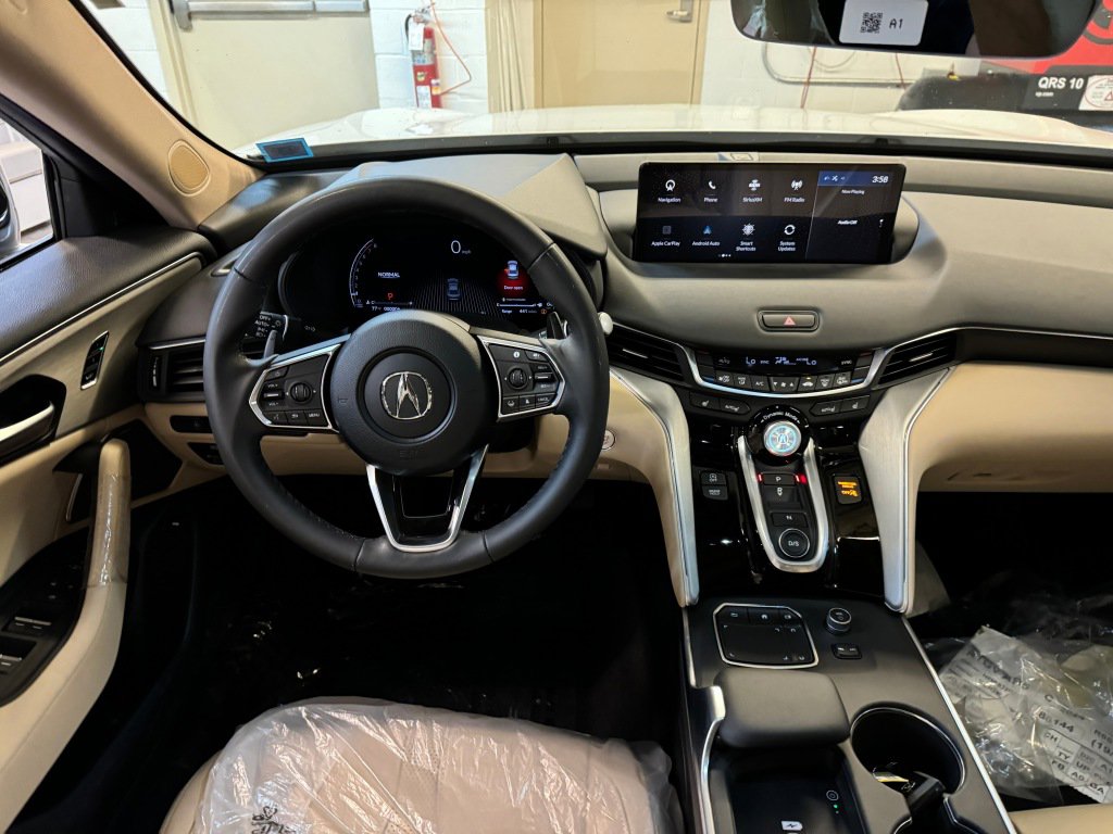 Certified 2025 Acura TLX w/ Technology Package image 28