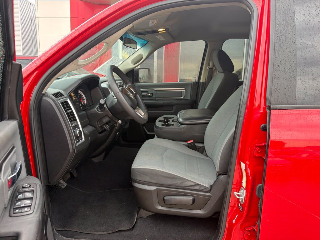 Used 2021 RAM 1500 Classic SLT RWD image 15