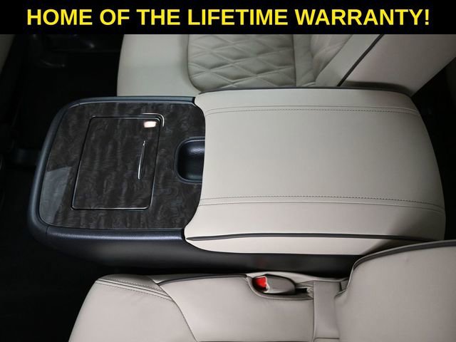 Used 2024 Nissan Armada Platinum w/ Captain's Chairs Package image 40