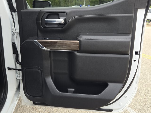 Used 2021 Chevrolet Silverado 1500 LT Trail Boss w/ Convenience Package II AWD/4WD image 12