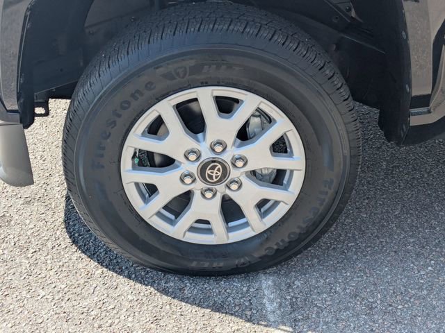 Used 2024 Toyota Tacoma SR5 w/ SR5 Upgrade Package image 10