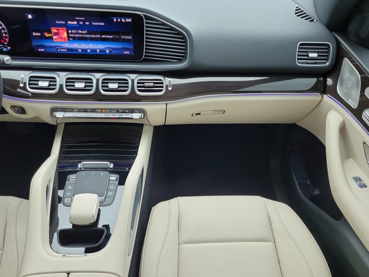 Certified 2025 Mercedes-Benz GLE 450e 4MATIC image 17