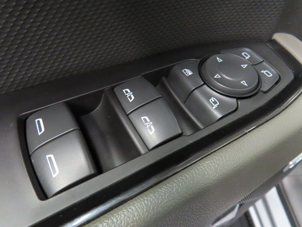 Used 2023 Chevrolet Silverado 1500 ZR2 w/ Technology Package image 76