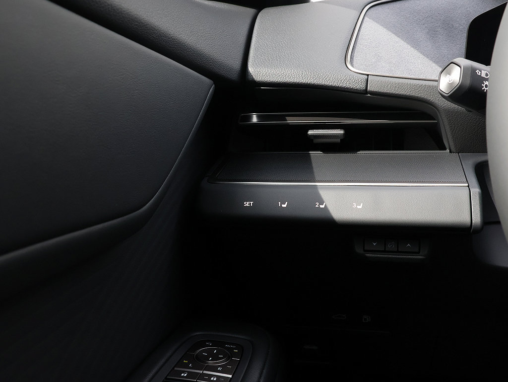 New 2026 Lexus ES 350h AWD w/ Convenience Package image 24