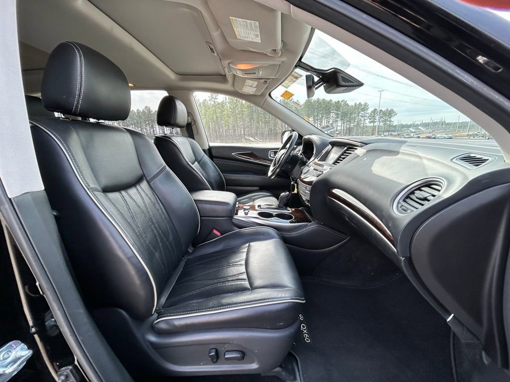 Used 2017 INFINITI QX60 Luxe w/ Deluxe Technology Package image 13