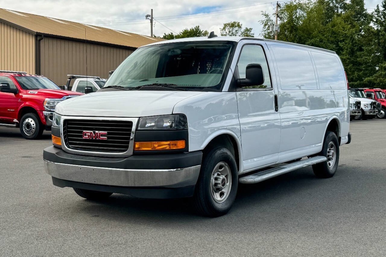 Used 2022 GMC Savana 2500 w/ Driver Convenience Package RWD image 7