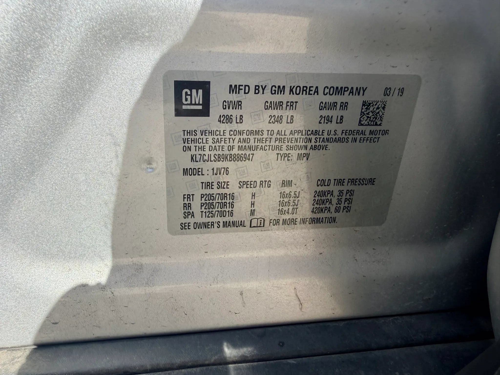 Used 2019 Chevrolet Trax LT w/ LT Convenience Package FWD image 3