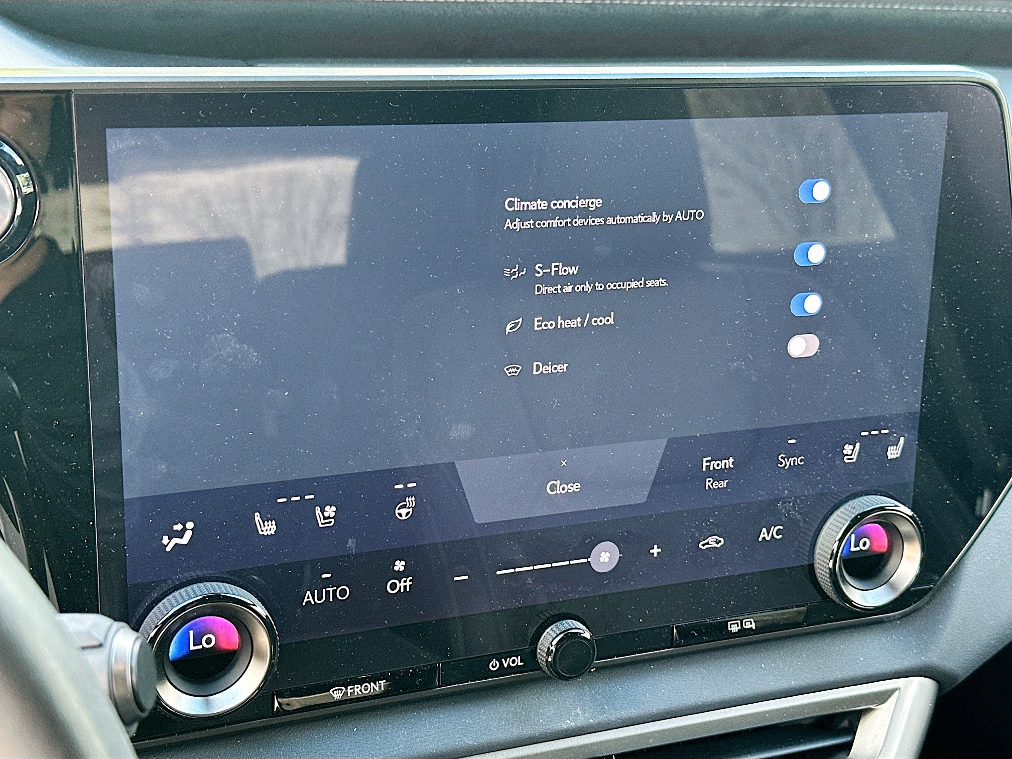 Used 2024 Lexus RX 350 w/ Luxury Package image 16