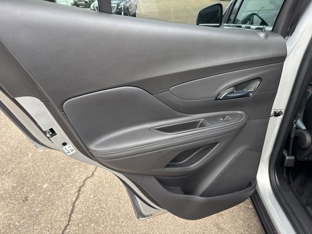 Certified 2022 Buick Encore Preferred w/ Safety Package image 31