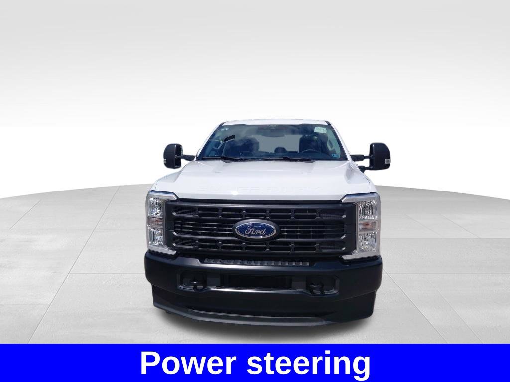 Used 2026 Ford F250 XL AWD/4WD image 3