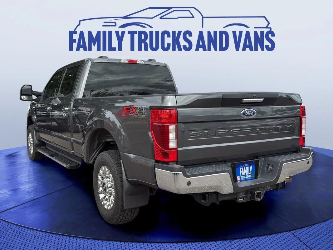 Used 2020 Ford F250 4x4 Crew Cab Super Duty image 3