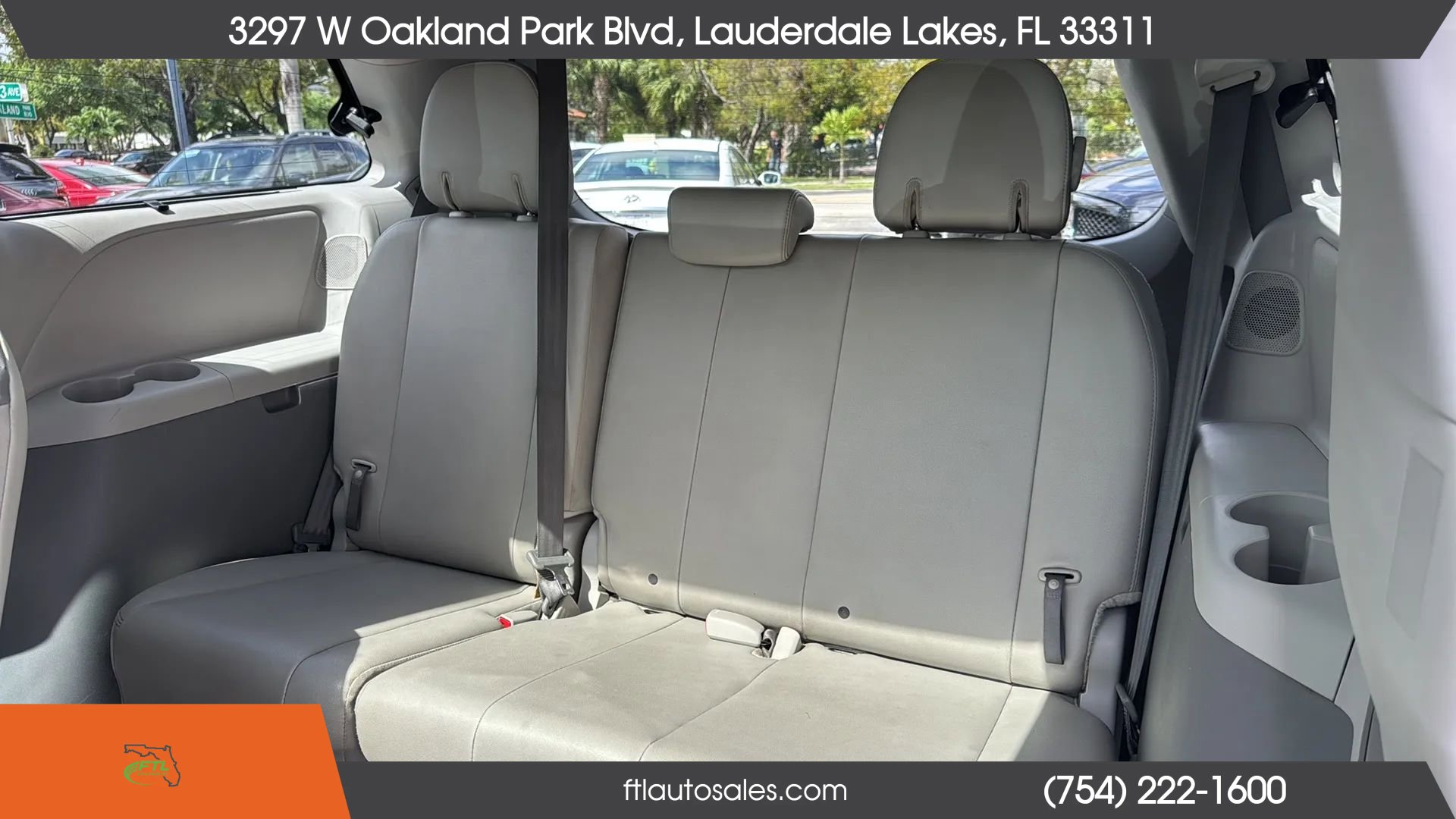 Used 2014 Toyota Sienna Limited w/ Limited Premium Package image 26