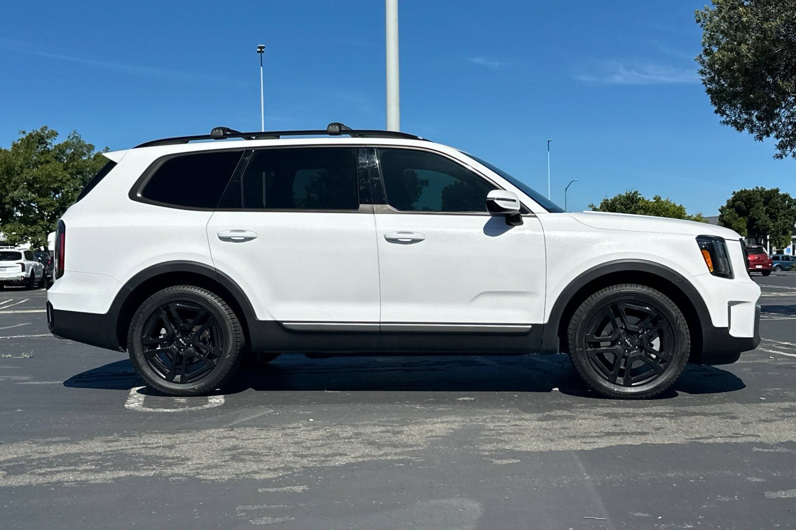 Used 2023 Kia Telluride SX Prestige X-Line AWD/4WD image 3