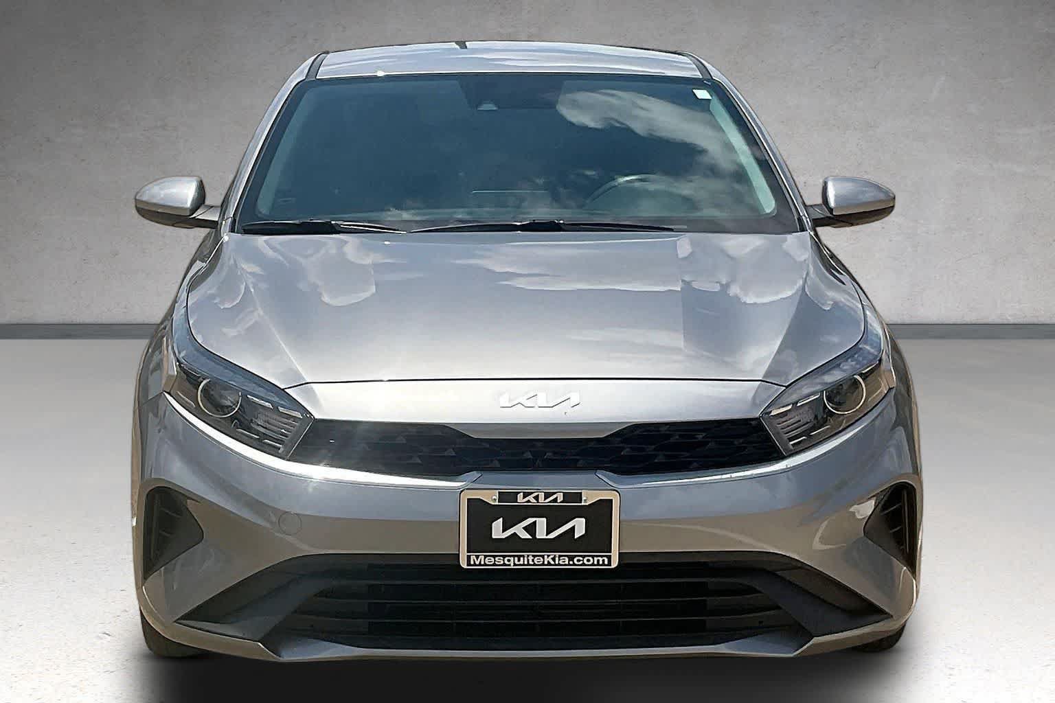 Certified 2022 Kia Forte LXS FWD image 6