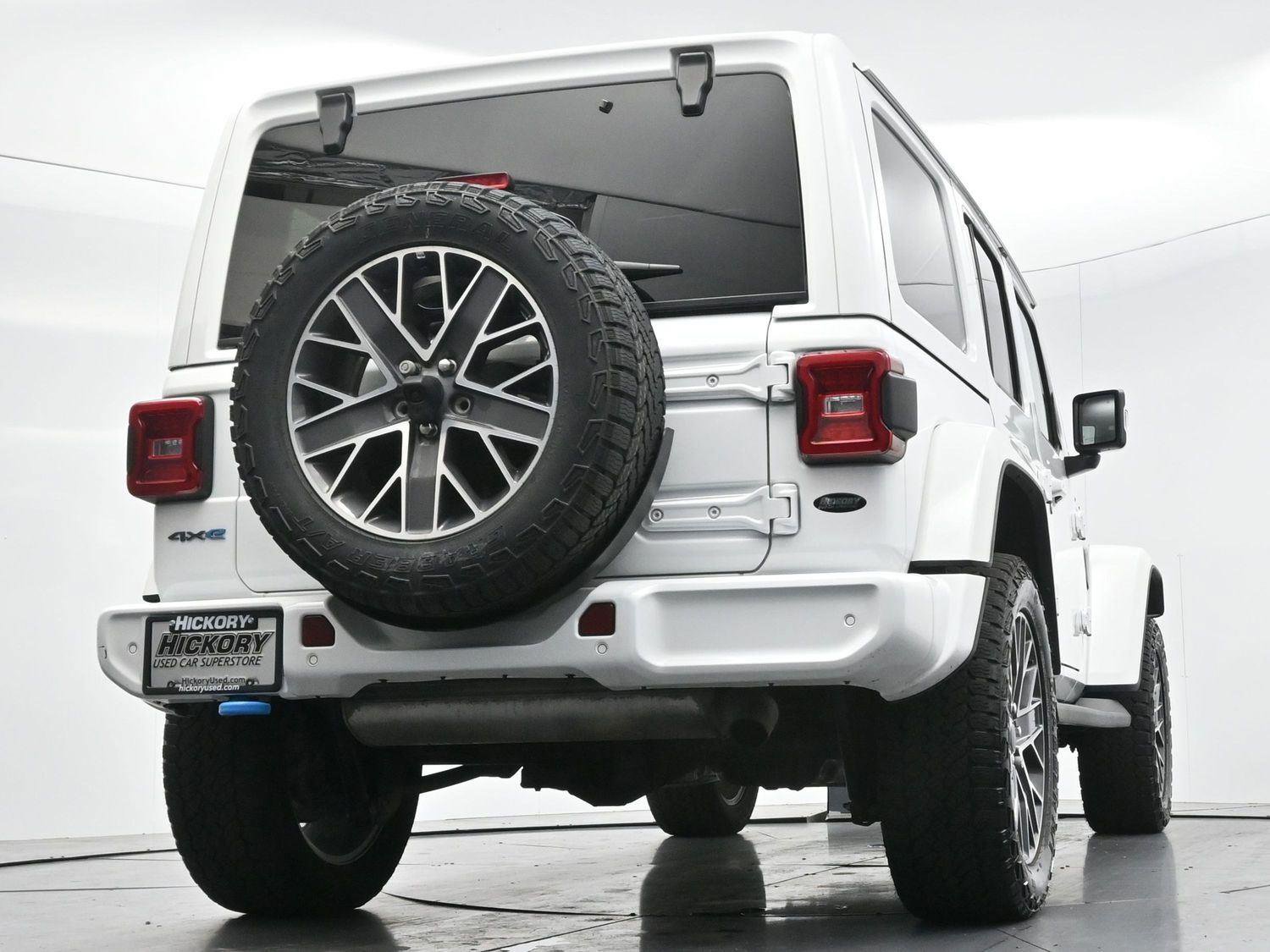 Used 2024 Jeep Wrangler High Altitude AWD/4WD image 55