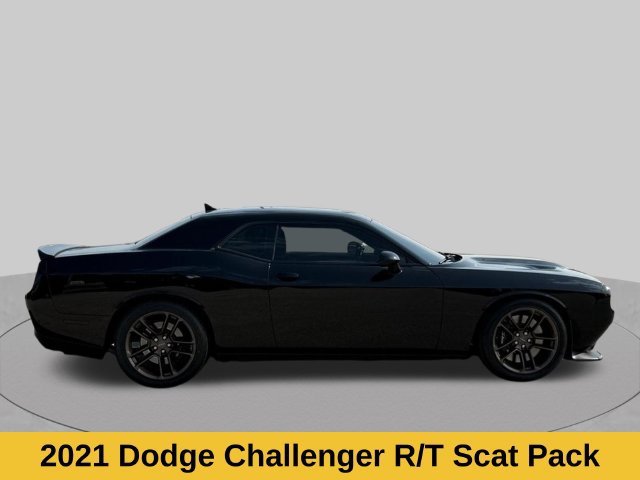 Used 2021 Dodge Challenger R/T Scat Pack w/ Dynamics Package RWD image 3