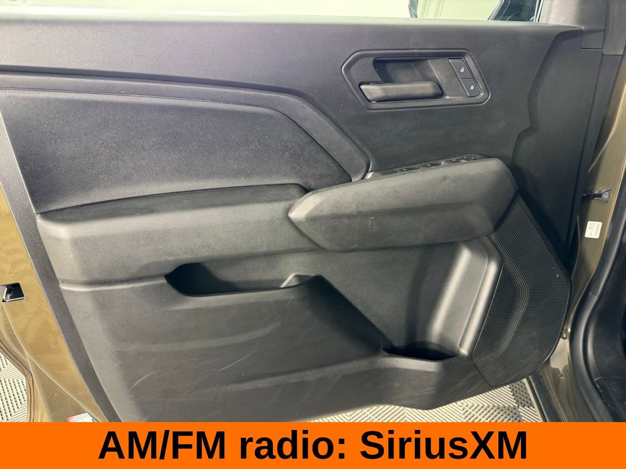 Used 2023 Chevrolet Colorado W/T image 10