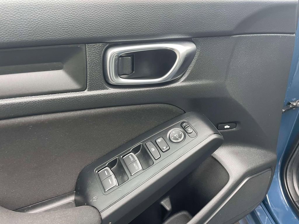 Used 2025 Honda Civic Sport image 16