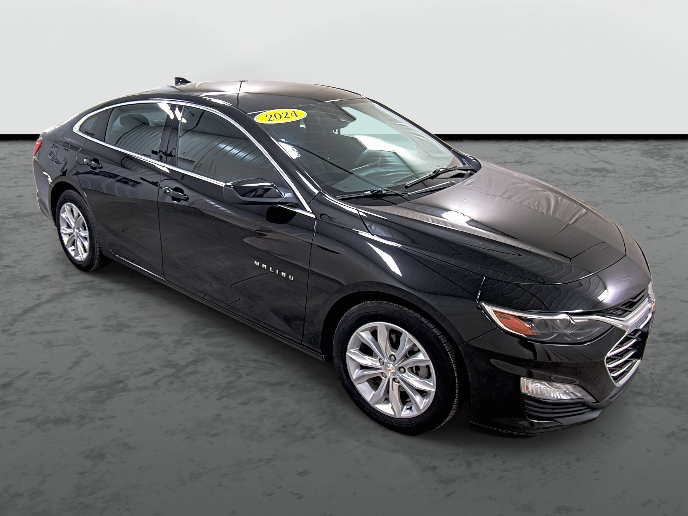 Used 2024 Chevrolet Malibu LT FWD image 5