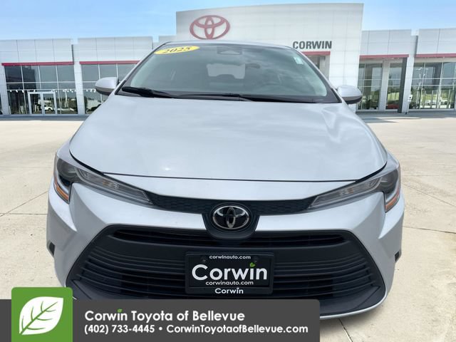 Used 2025 Toyota Corolla LE FWD image 8