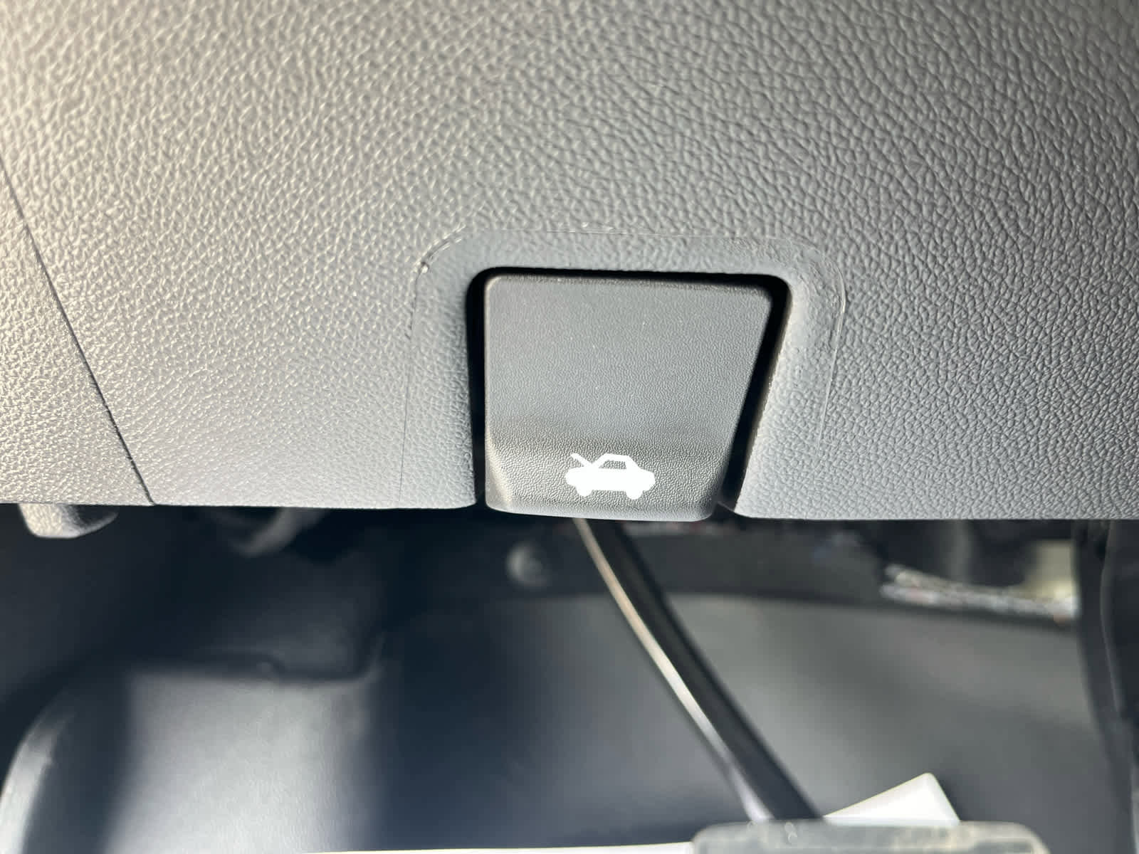 New 2026 Chevrolet Suburban RST image 17