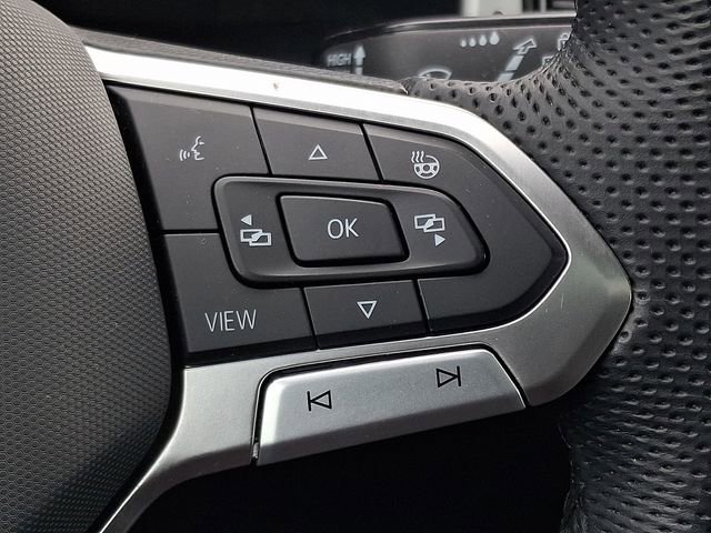 Used 2023 Volkswagen Atlas Cross Sport SEL R-Line image 22