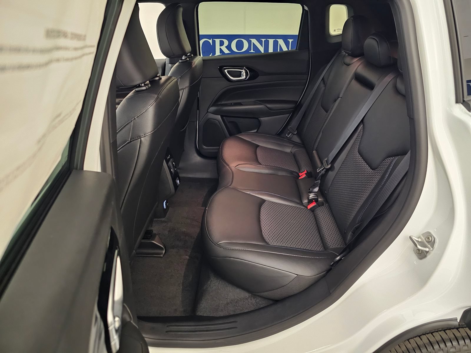 New 2026 Jeep Compass Latitude AWD/4WD image 36