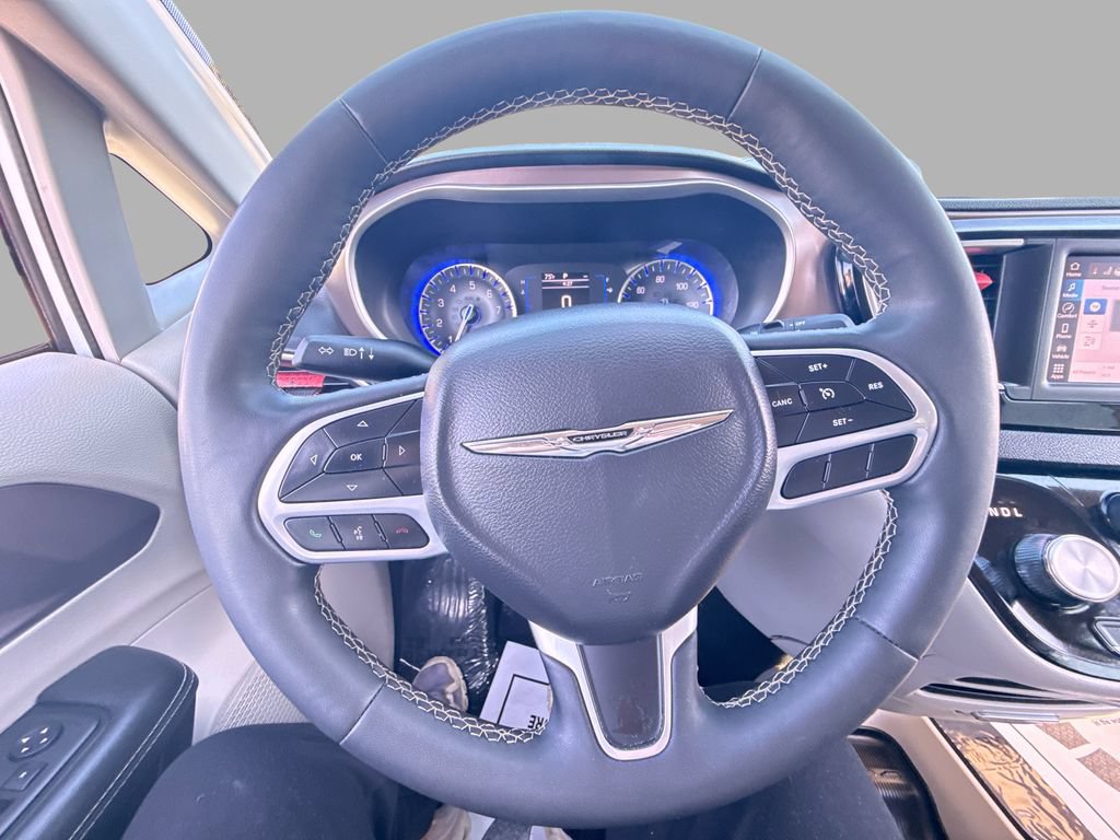 Used 2024 Chrysler Voyager LX FWD image 22