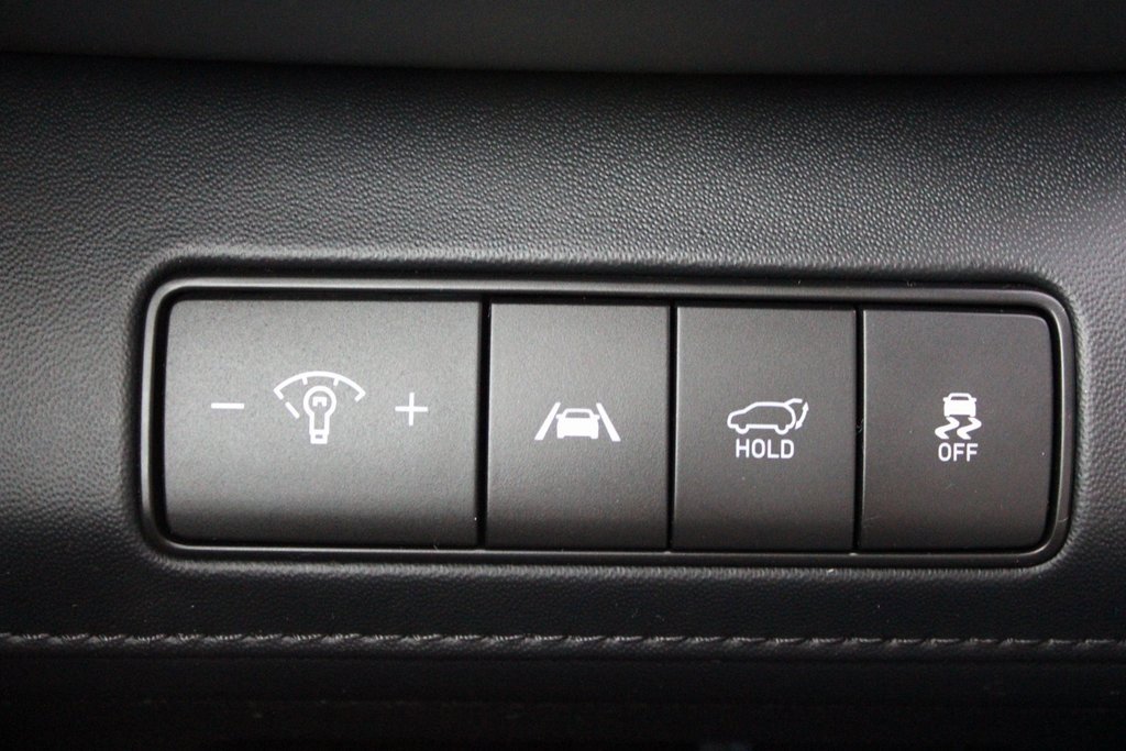 Used 2022 Hyundai Santa Fe Limited w/ Cargo Package image 29